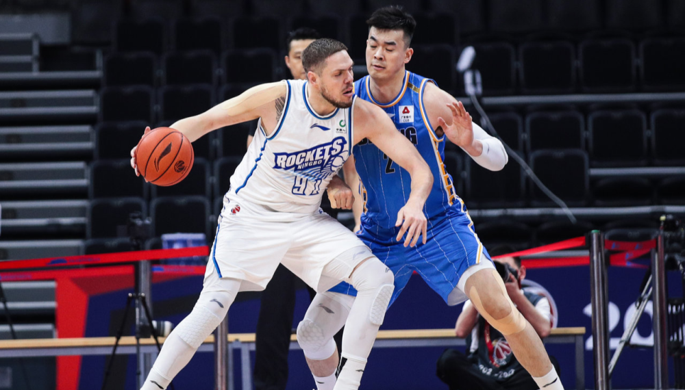 窗口期克里夫兰骑士备战CBA季后赛，篮板制胜细节曝光，质疑声仍在，医务组通报恢复的简单介绍-开元娱乐